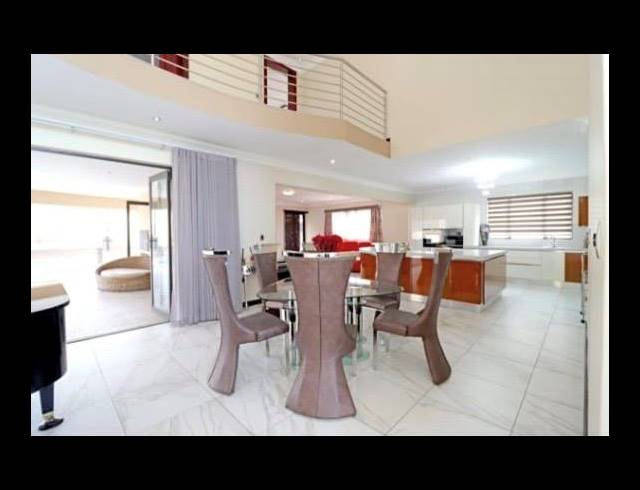 5 BEDROOM HOUSE FOR SALE IN BLUE VALLEY GOLF ESTATE